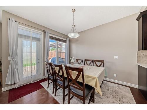 41 Sherwood Heights Nw, Calgary, AB - Indoor Photo Showing Dining Room