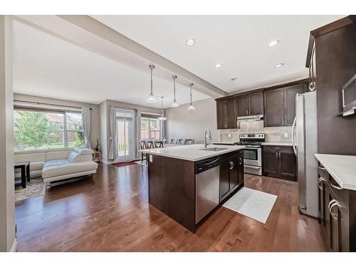 41 Sherwood Heights Nw, Calgary, AB - Indoor Photo Showing Kitchen With Upgraded Kitchen