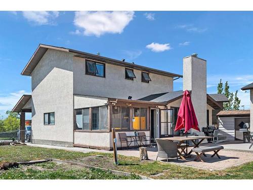 315 Ranchlands Court Nw, Calgary, AB - Outdoor