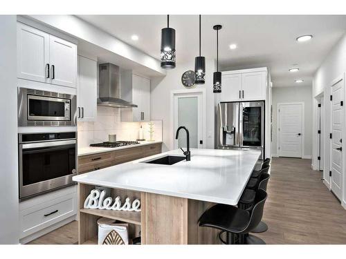 16 Legacy Glen Green Se, Calgary, AB - Indoor Photo Showing Kitchen With Upgraded Kitchen