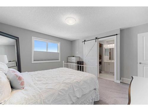 948 Nolan Hill Boulevard Nw, Calgary, AB - Indoor Photo Showing Bedroom