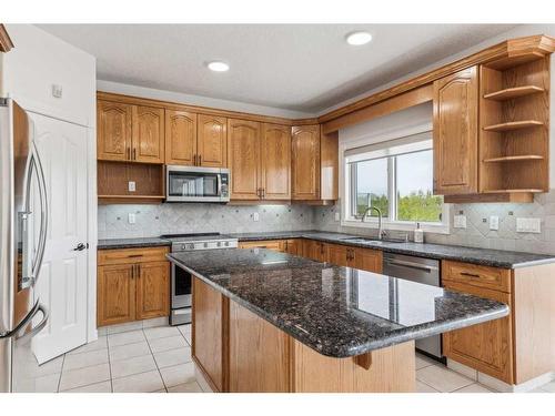 4020 Edgevalley Landing Nw, Calgary, AB - Indoor Photo Showing Kitchen With Double Sink