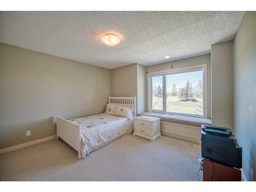 4762 Hamptons Way Nw, Calgary, AB - Indoor Photo Showing Bedroom