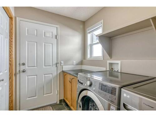 10782 Valley Springs Road Nw, Calgary, AB - Indoor Photo Showing Laundry Room