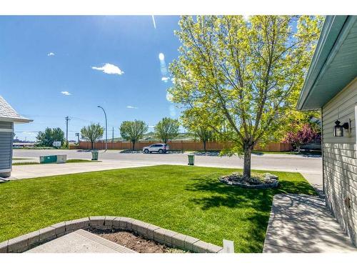 10782 Valley Springs Road Nw, Calgary, AB - Outdoor