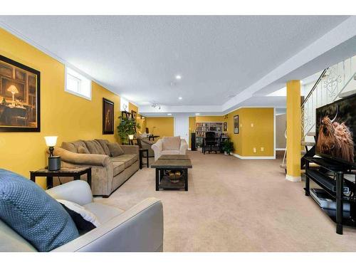 25 Violet Court Se, Medicine Hat, AB - Indoor