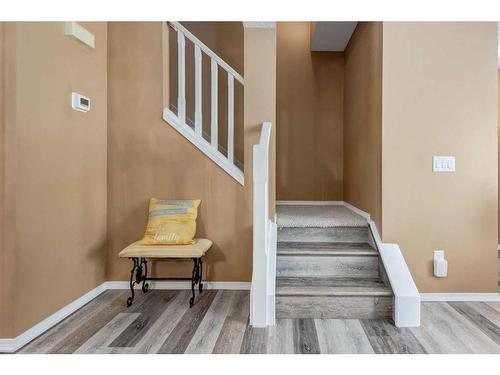 7164 Sierra Morena Boulevard Sw, Calgary, AB - Indoor Photo Showing Other Room