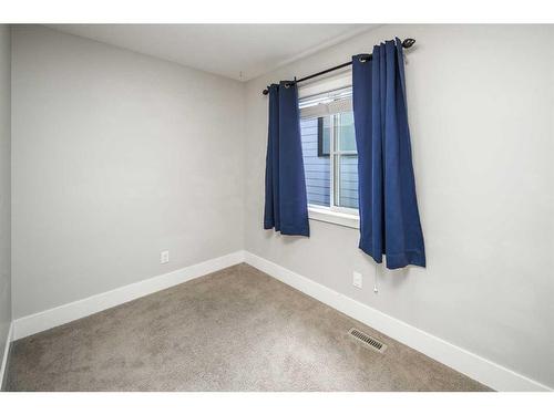 1104 17 Avenue Nw, Calgary, AB - Indoor Photo Showing Other Room