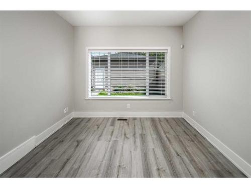 1104 17 Avenue Nw, Calgary, AB - Indoor Photo Showing Other Room