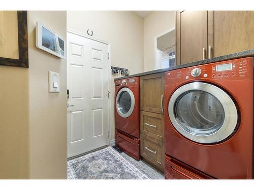 40 Panatella Manor Nw, Calgary, AB - Indoor Photo Showing Laundry Room
