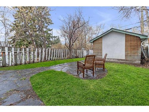 3715 14A Street Sw, Calgary, AB - Outdoor