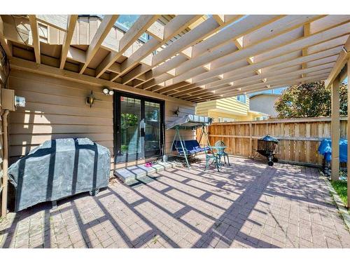 47 Woodmont Drive Sw, Calgary, AB - Outdoor With Exterior