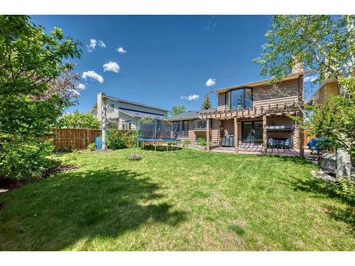 47 Woodmont Drive Sw, Calgary, AB - Outdoor