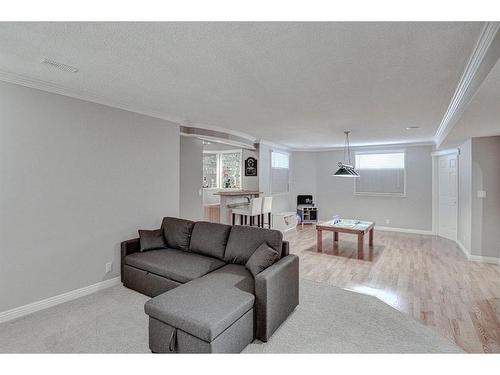 10827 Valley Springs Road Nw, Calgary, AB - Indoor Photo Showing Living Room