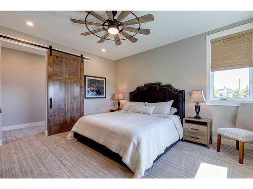 418145 48 Street West, Rural Foothills County, AB - Indoor Photo Showing Bedroom