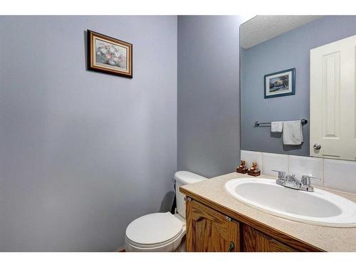 211 Millview Green Sw, Calgary, AB - Indoor Photo Showing Bathroom