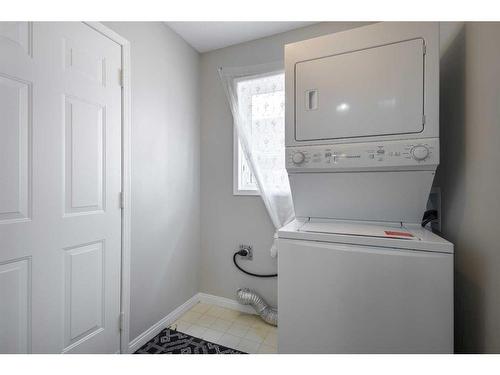 165 Shawbrooke Close Sw, Calgary, AB - Indoor Photo Showing Laundry Room