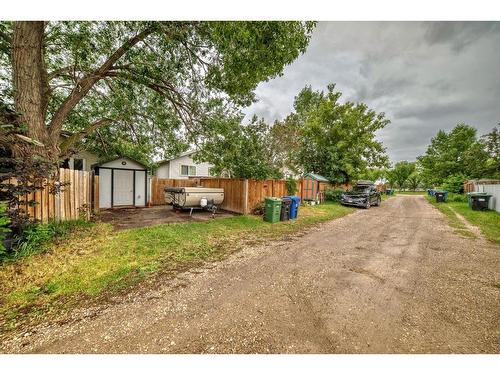 163 Deerview Way Se, Calgary, AB - Outdoor With Backyard