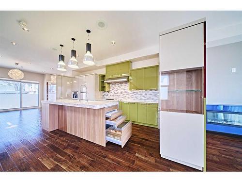 2714 18 Street Nw, Calgary, AB - Indoor Photo Showing Kitchen