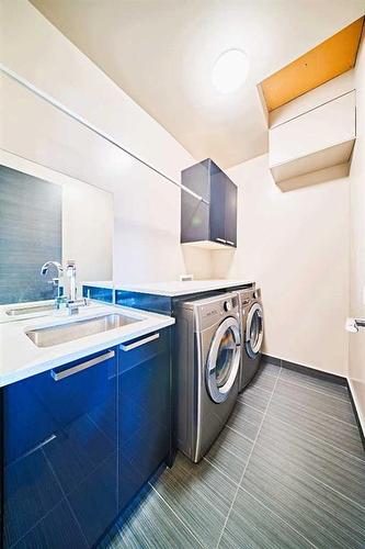 2714 18 Street Nw, Calgary, AB - Indoor Photo Showing Laundry Room