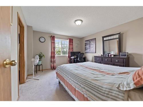 73 Martinvalley Crescent Ne, Calgary, AB - Indoor Photo Showing Bedroom