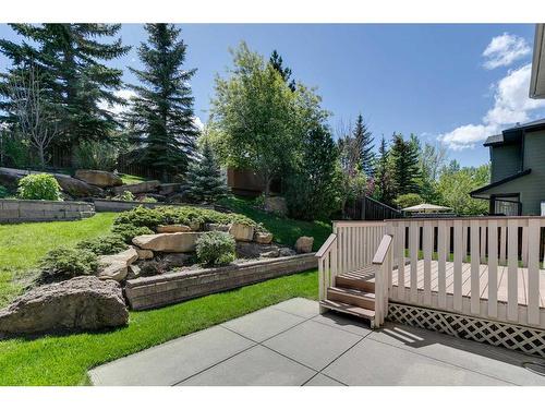 252 Edgebrook Gardens Nw, Calgary, AB - Outdoor With Backyard
