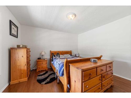 360003 Range Road 5-0, Rural Clearwater County, AB - Indoor Photo Showing Bedroom