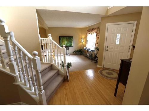 132 Evergreen Heights Sw, Calgary, AB - Indoor Photo Showing Other Room