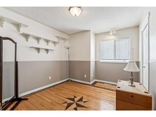 367 Hidden Vale Place Nw, Calgary, AB - Indoor