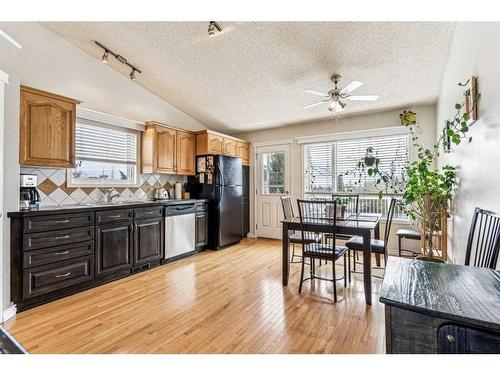 367 Hidden Vale Place Nw, Calgary, AB - Indoor
