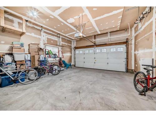 132 Bayside Point Sw, Airdrie, AB - Indoor Photo Showing Garage