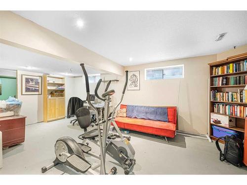284 Mt Aberdeen Close Se, Calgary, AB - Indoor Photo Showing Gym Room