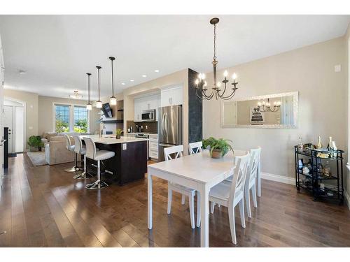 428 Quarry Park Boulevard Se, Calgary, AB - Indoor Photo Showing Dining Room