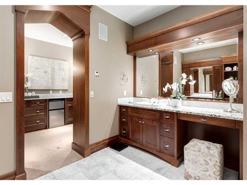 243045 Morgans Road, Rural Rocky View County, AB - Indoor Photo Showing Bathroom