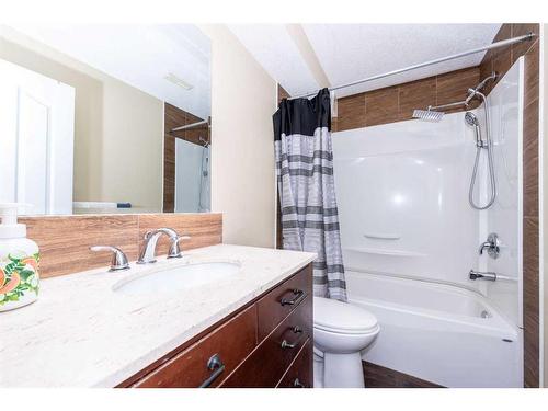 373 Kincora Drive Nw, Calgary, AB - Indoor Photo Showing Bathroom