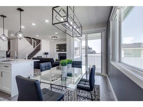 4231 63 Avenue, Innisfail, AB - Indoor Photo Showing Dining Room