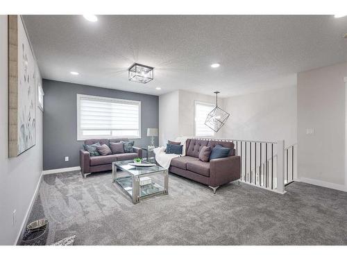 4231 63 Avenue, Innisfail, AB - Indoor Photo Showing Living Room