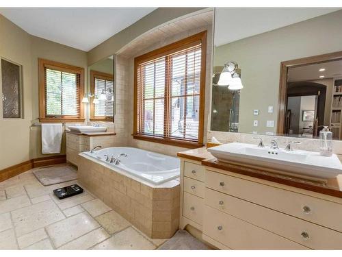 116 Elbow Ridge Bluffs, Rural Rocky View County, AB - Indoor Photo Showing Bathroom