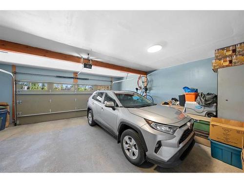 2023 New Brighton Drive Drive Se, Calgary, AB - Indoor Photo Showing Garage