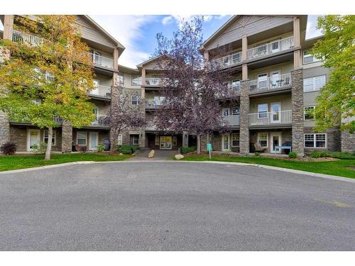 200-1414 17 Street Se, Calgary, AB - Outdoor With Facade