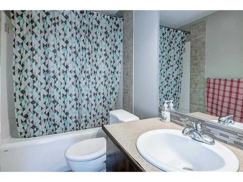 115 Saddlelake Way Ne, Calgary, AB - Indoor Photo Showing Bathroom