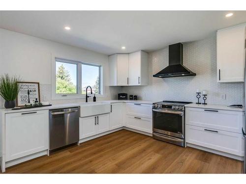 144 Hawkwood Drive Nw, Calgary, AB - Indoor Photo Showing Kitchen With Stainless Steel Kitchen With Upgraded Kitchen