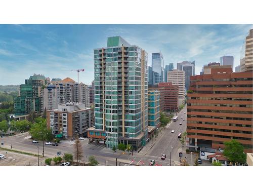 803-888 4 Avenue Sw, Calgary, AB - Outdoor With Facade