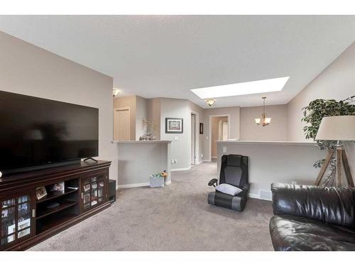 363 Cranleigh View Se, Calgary, AB - Indoor Photo Showing Other Room