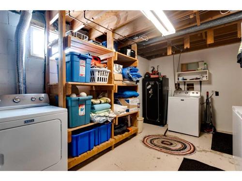 2538 Township Road 340, Rural Mountain View County, AB - Indoor Photo Showing Laundry Room