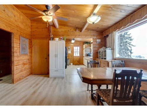 2538 Township Road 340, Rural Mountain View County, AB - Indoor Photo Showing Dining Room