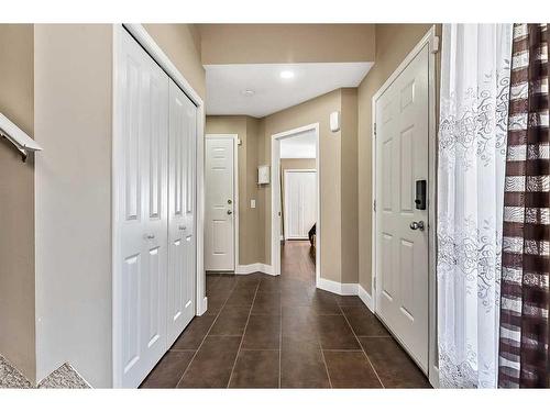 226 Somerset Drive, Calgary, AB - Indoor