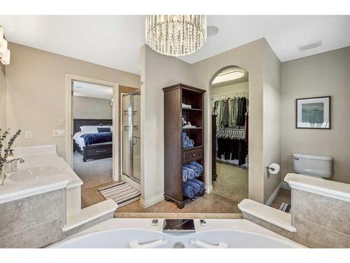 55 Valley Crest Close Nw, Calgary, AB - Indoor Photo Showing Bathroom