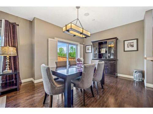 55 Valley Crest Close Nw, Calgary, AB - Indoor Photo Showing Dining Room