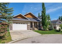 343 Discovery Place SW Calgary, AB T3H 4N7